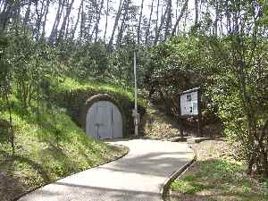 トンネル入口(D)